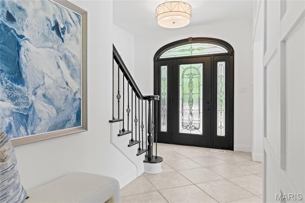 553 Malinmor Drive