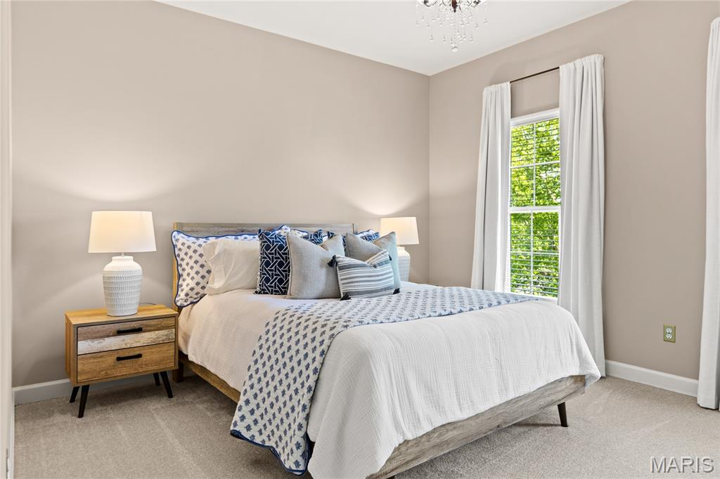 553 Malinmor Drive