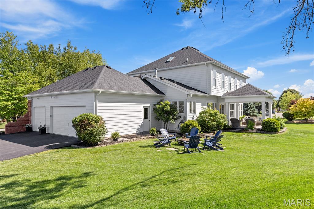 553 Malinmor Drive
