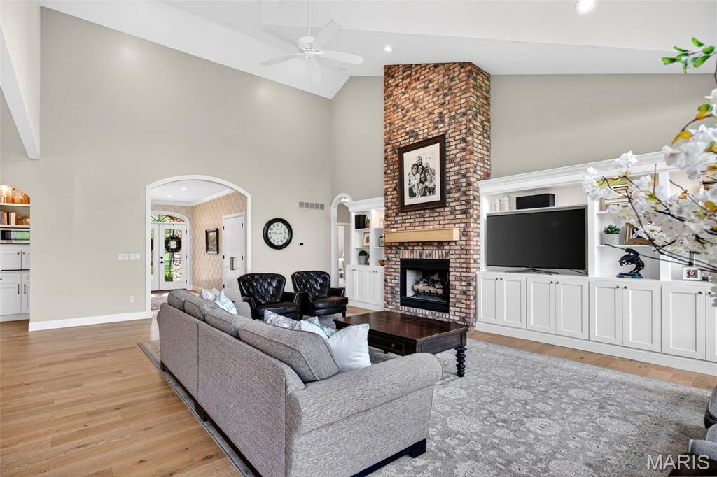 234 Cornwall Drive