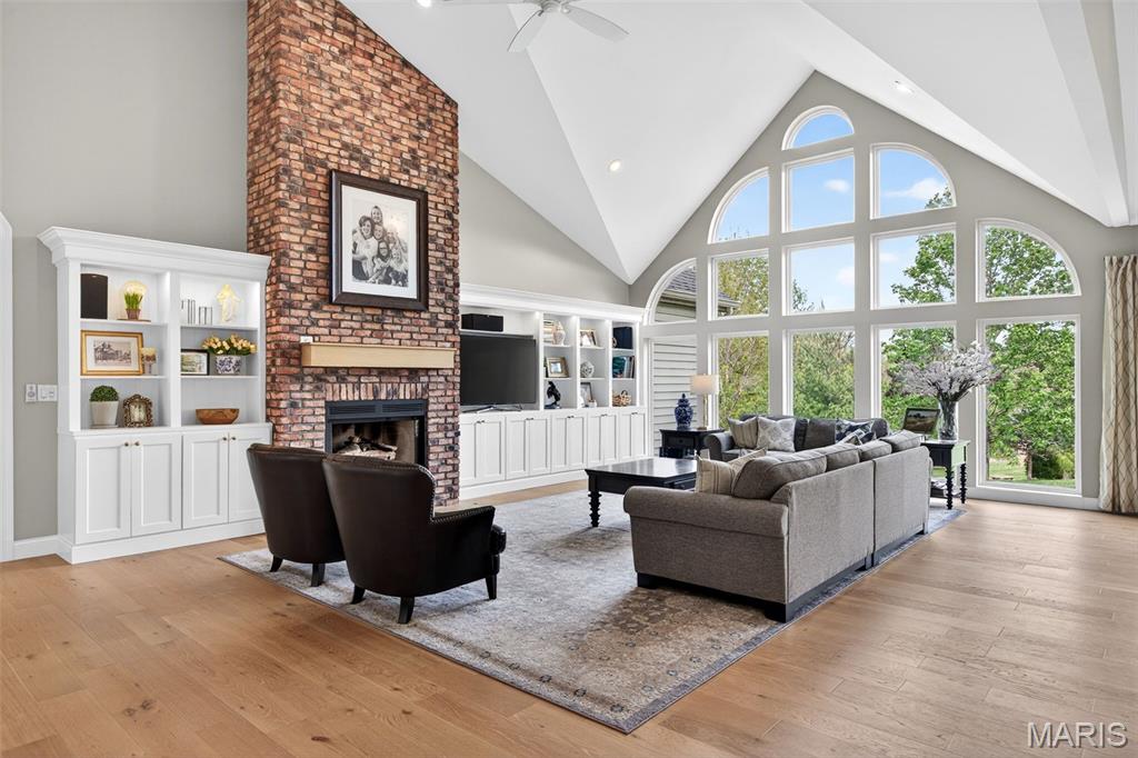 234 Cornwall Drive