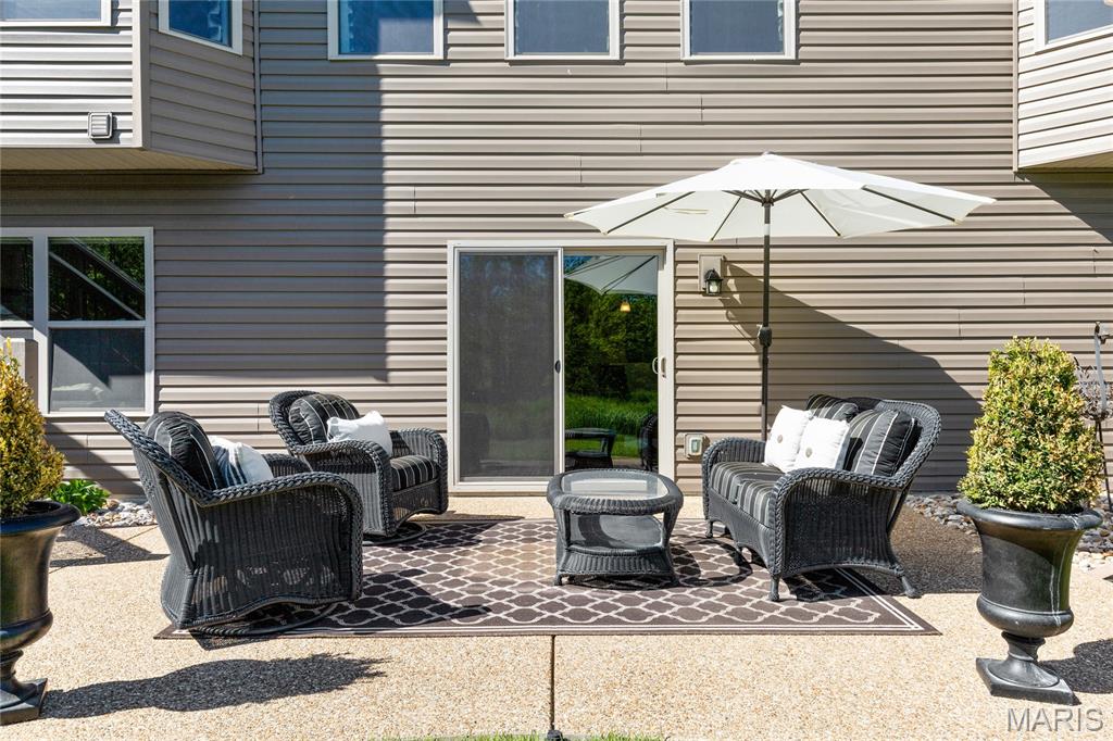 9 Keeney Creek Court
