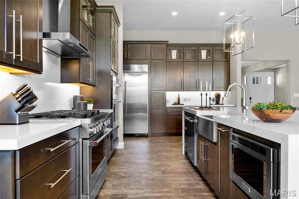 9 Keeney Creek Court