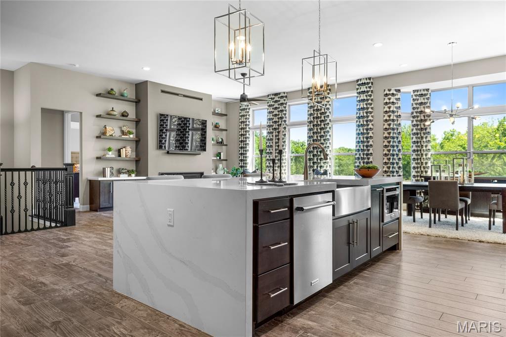 9 Keeney Creek Court