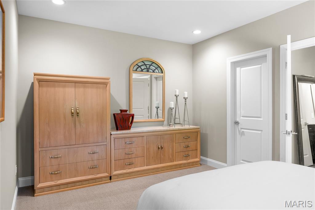 9 Keeney Creek Court