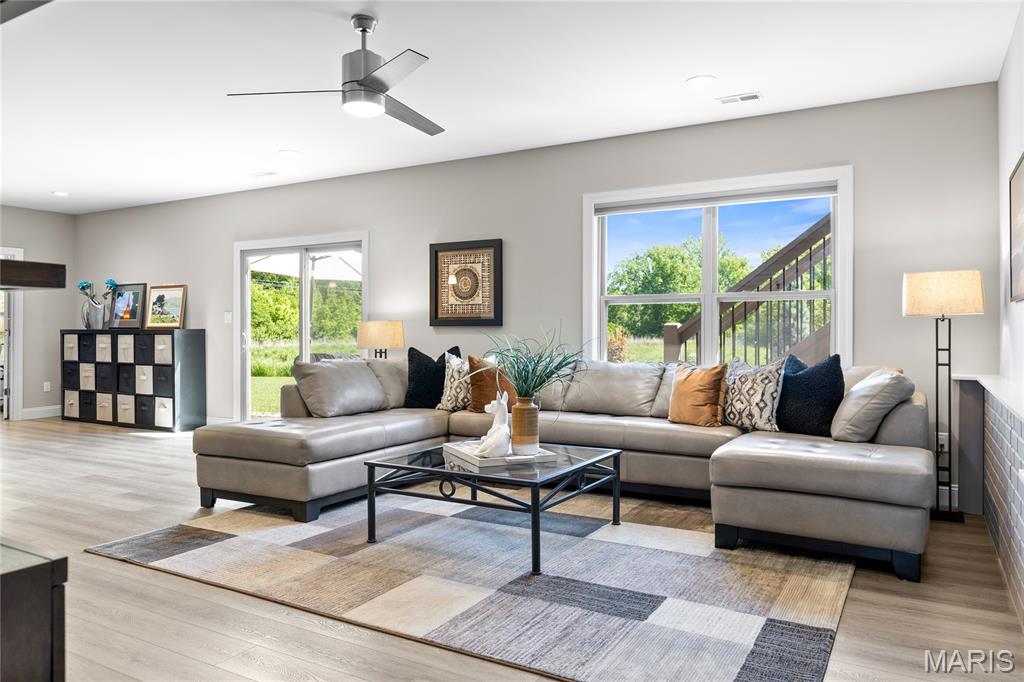 9 Keeney Creek Court