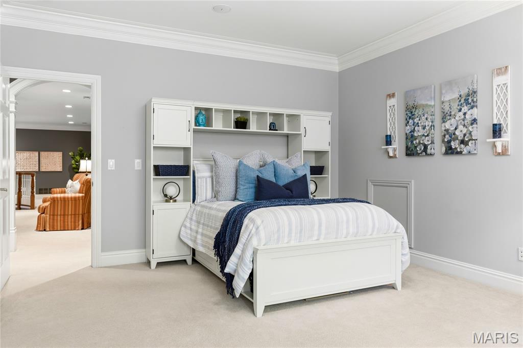 1105 Shepard Oaks Drive
