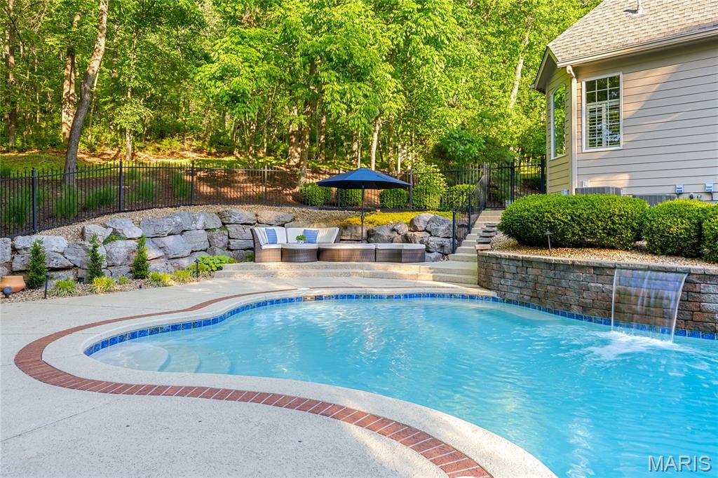 1105 Shepard Oaks Drive