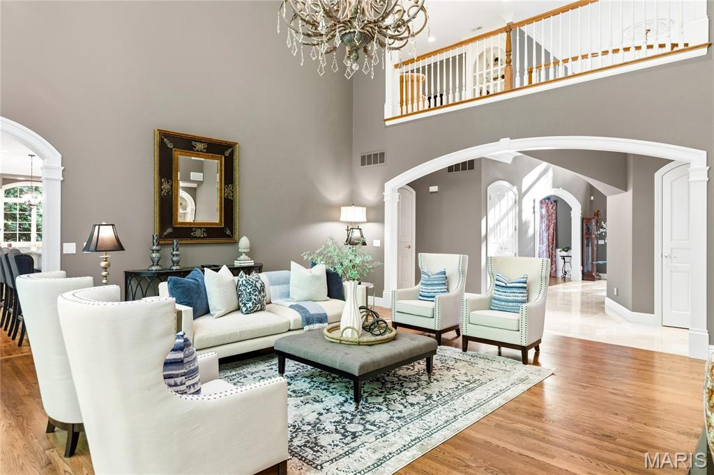 1105 Shepard Oaks Drive
