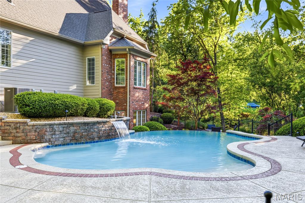 1105 Shepard Oaks Drive