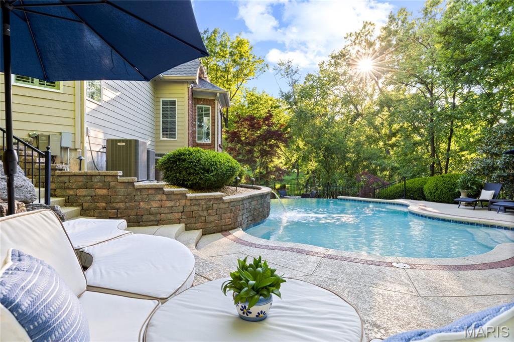 1105 Shepard Oaks Drive