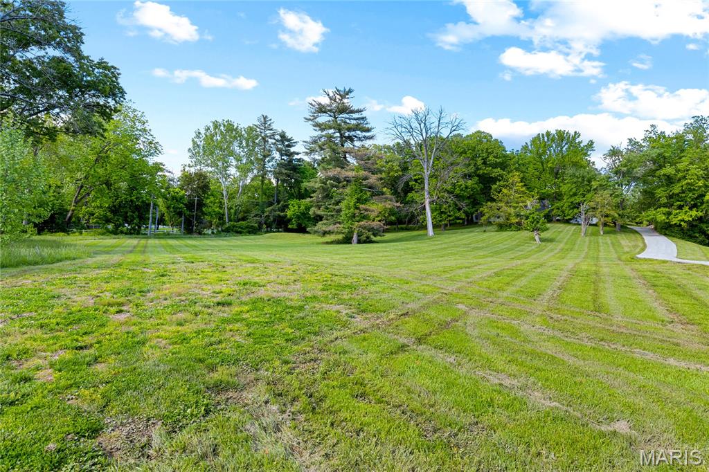 900 Weidman Road