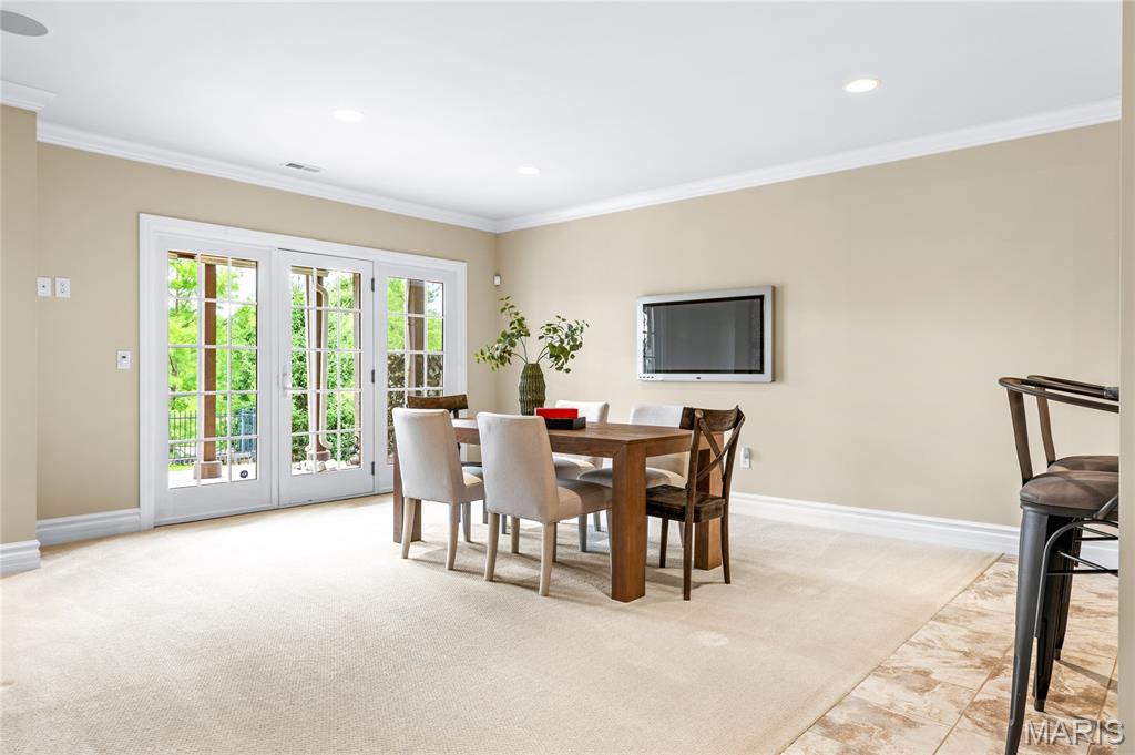 259 Meadowbrook Country Club Estate