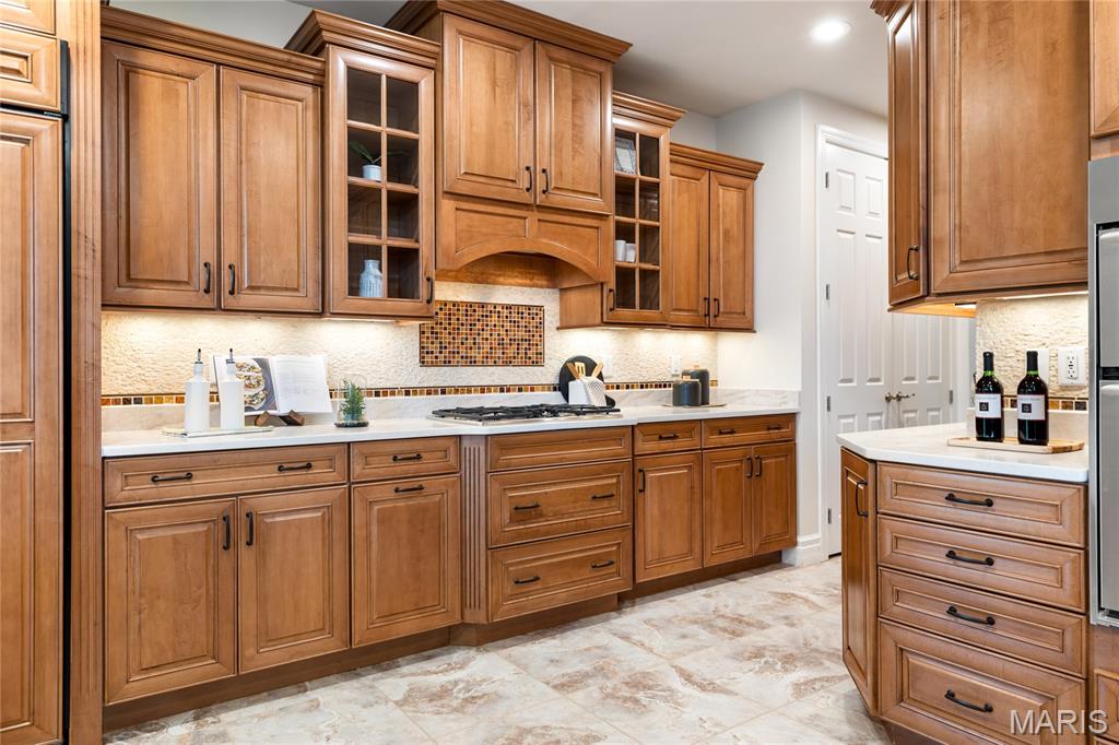 259 Meadowbrook Country Club Estate