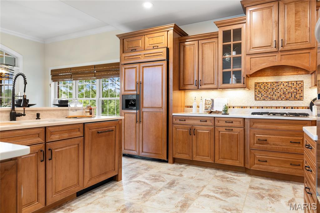 259 Meadowbrook Country Club Estate