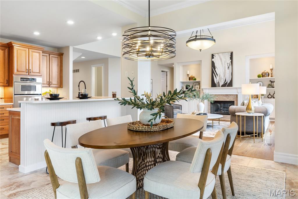 259 Meadowbrook Country Club Estate