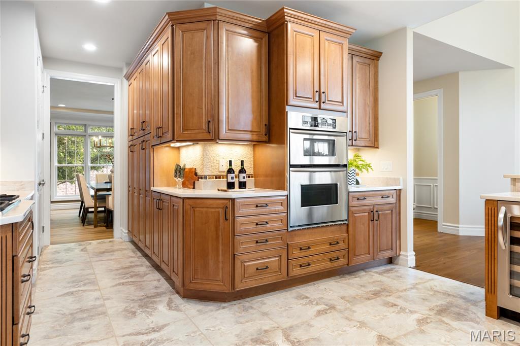 259 Meadowbrook Country Club Estate