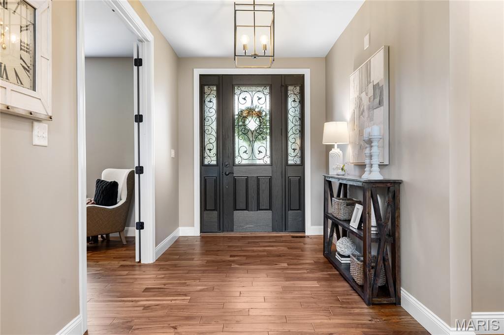6107 Knights Table Court