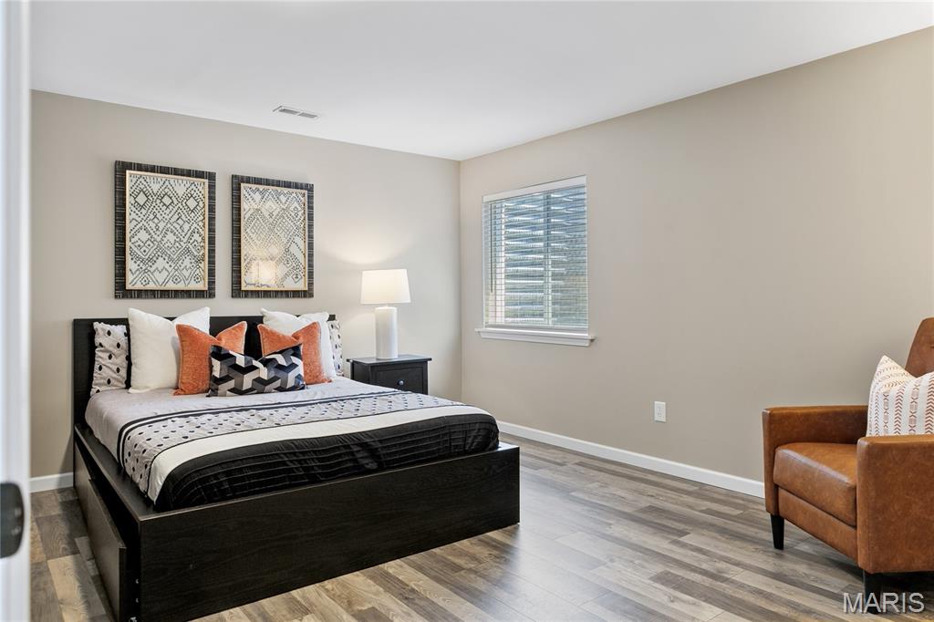 6107 Knights Table Court