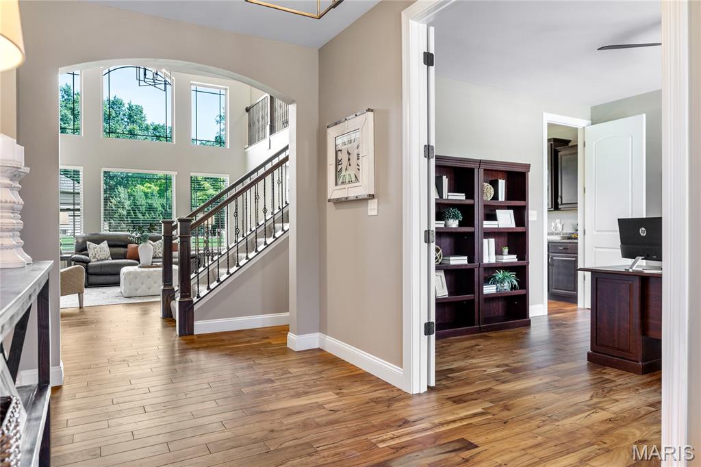 6107 Knights Table Court