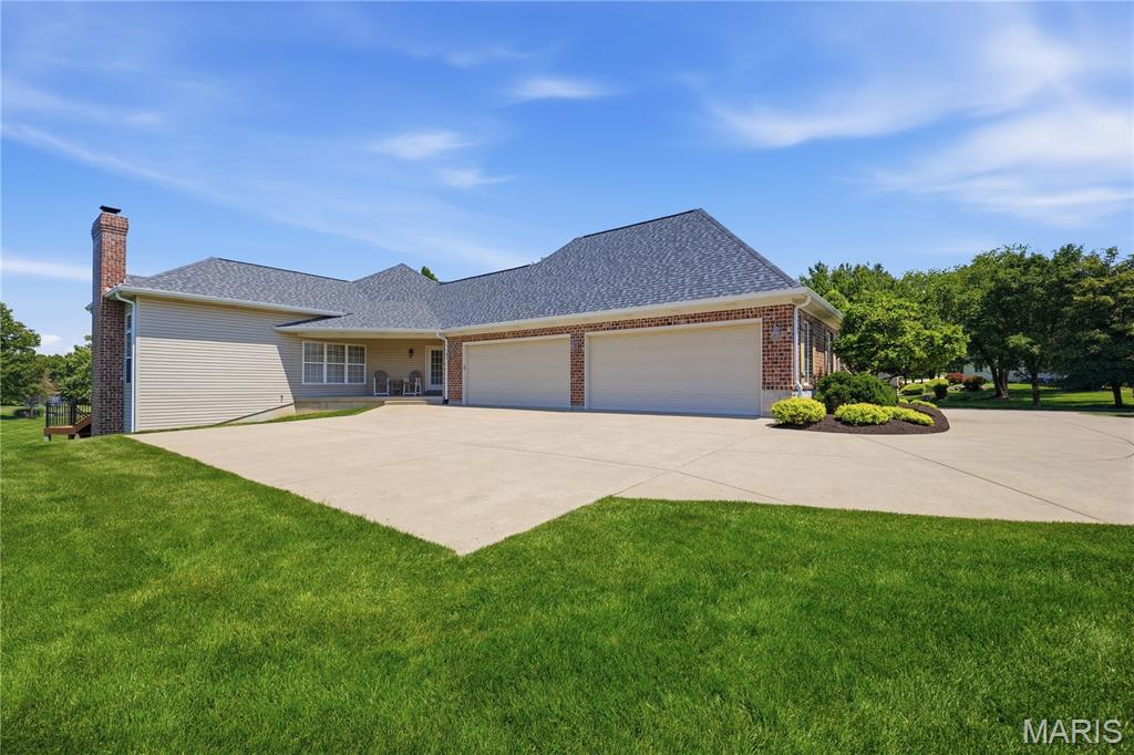 238 Cornwall Drive