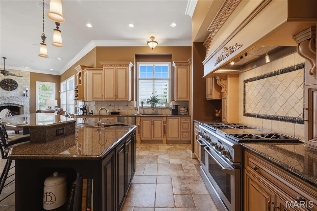 238 Cornwall Drive