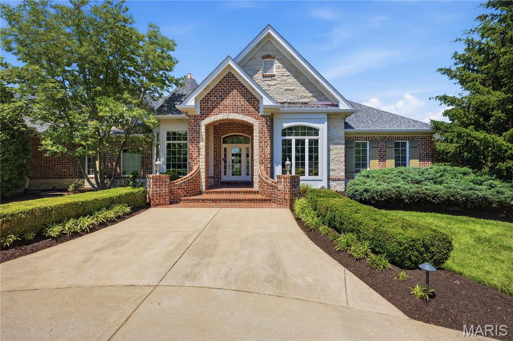 238 Cornwall Drive