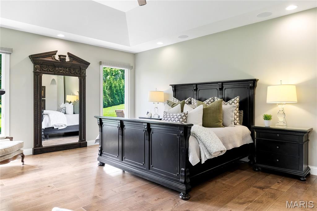 50 Meadowbrook Country Club Estate