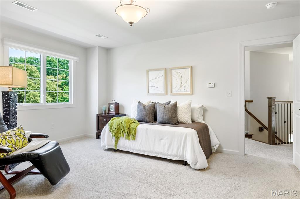 50 Meadowbrook Country Club Estate