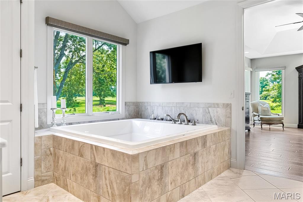 50 Meadowbrook Country Club Estate