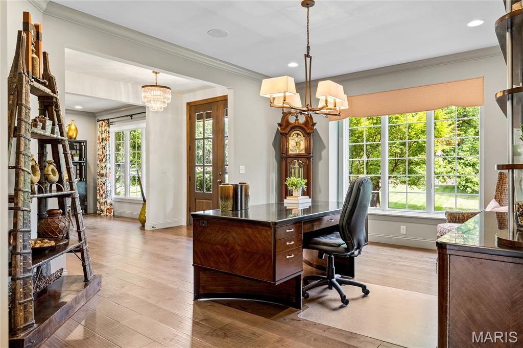 50 Meadowbrook Country Club Estate