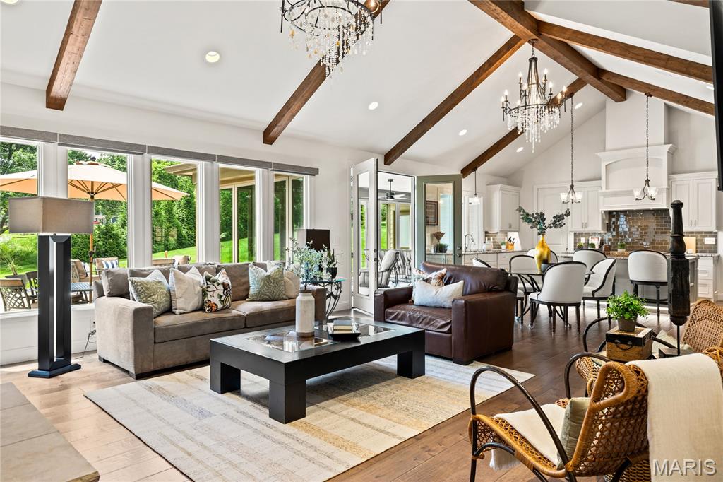 50 Meadowbrook Country Club Estate