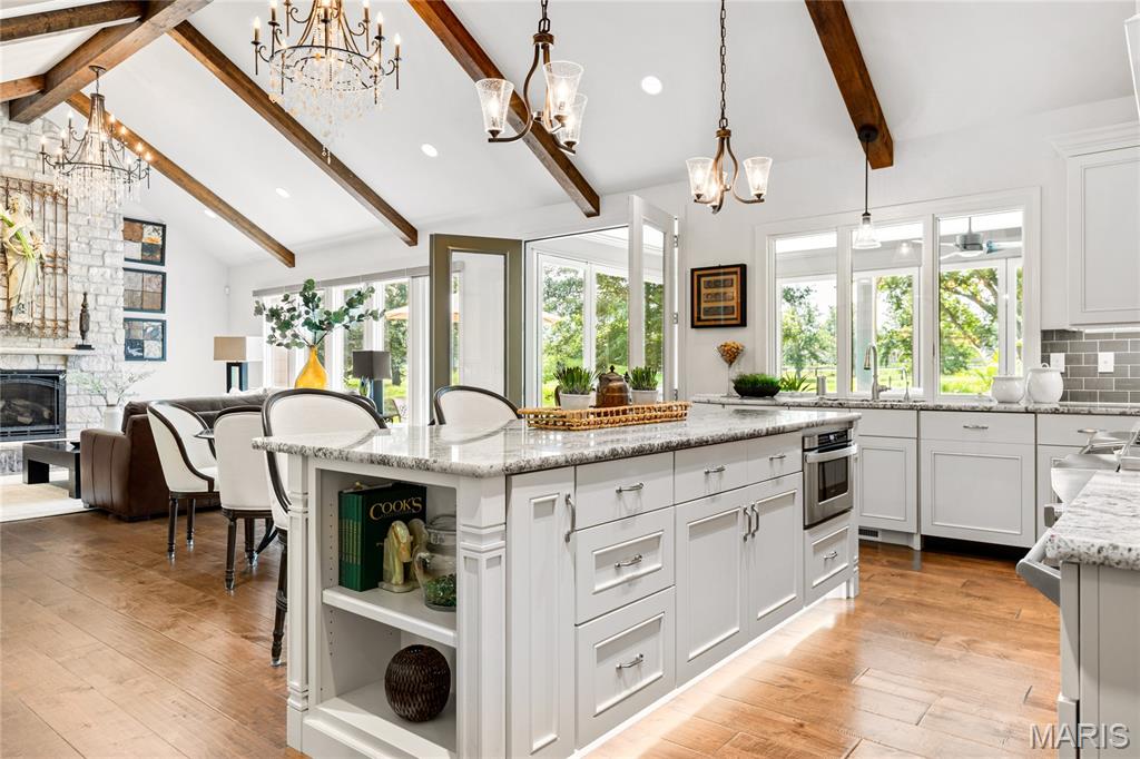 50 Meadowbrook Country Club Estate