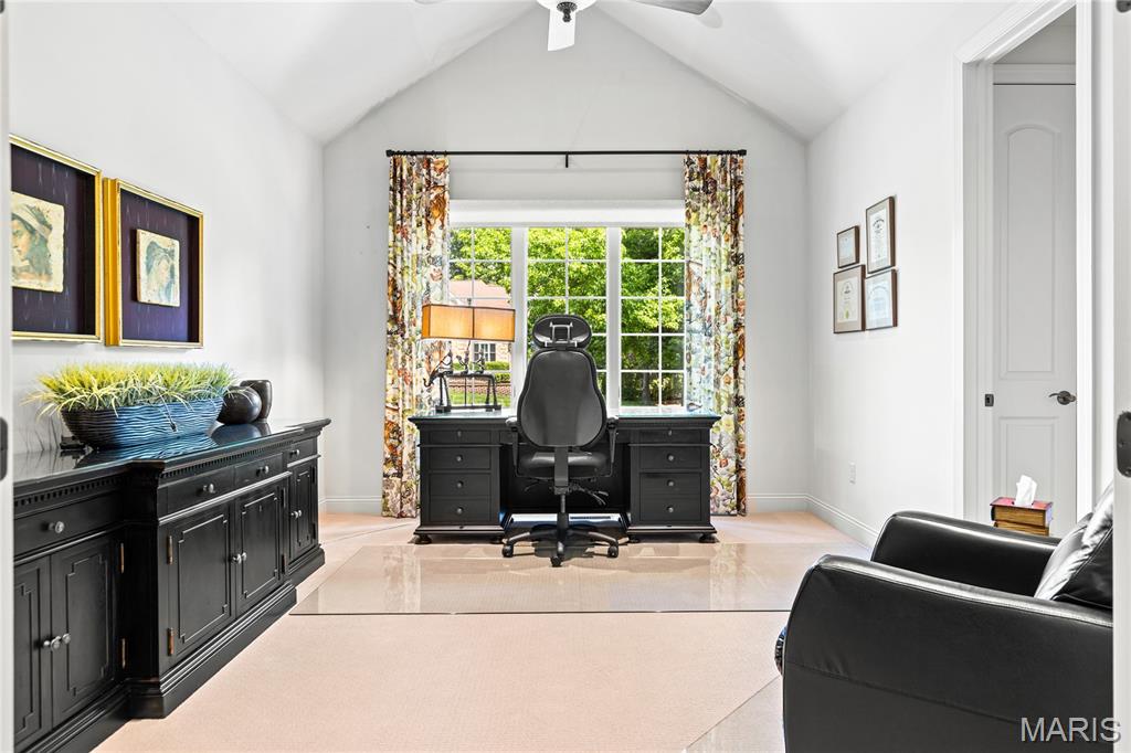 50 Meadowbrook Country Club Estate