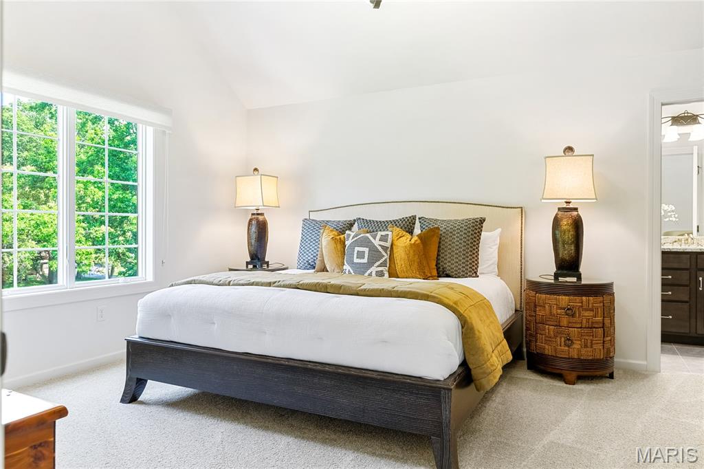 50 Meadowbrook Country Club Estate