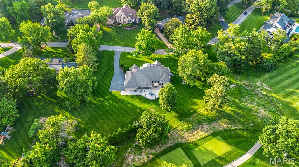 50 Meadowbrook Country Club Estate