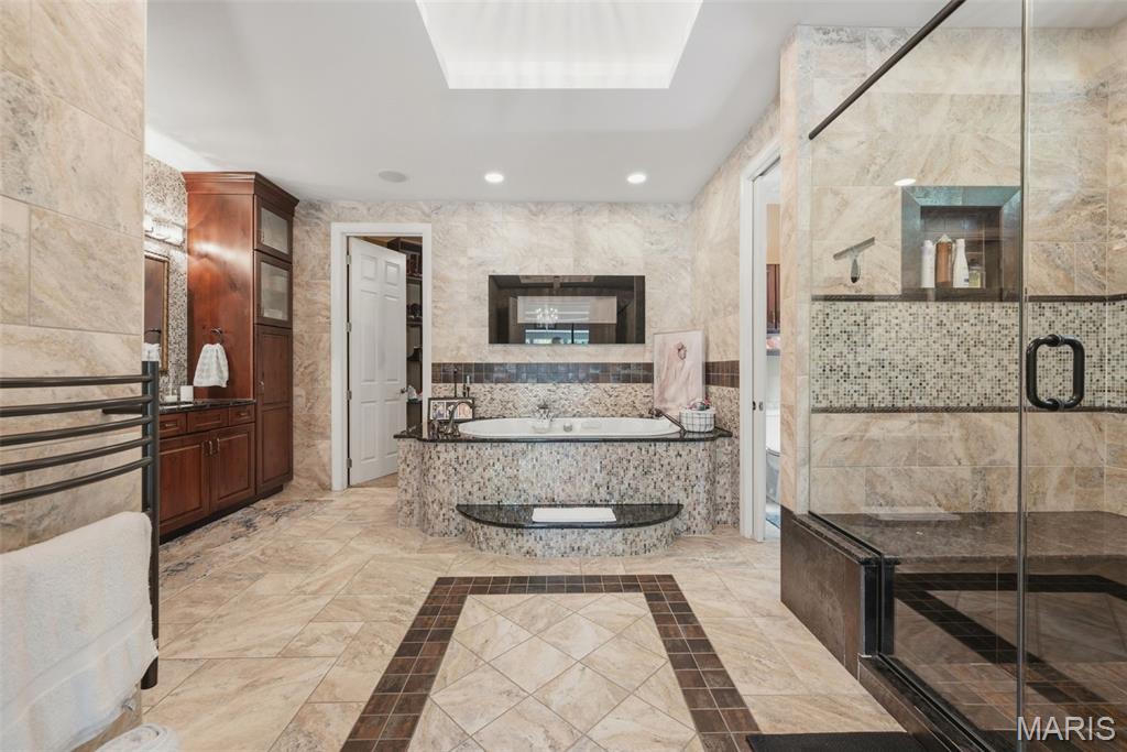 1880 Spring Mill Creek Unit: CONTRACT HAS A KICK OUT