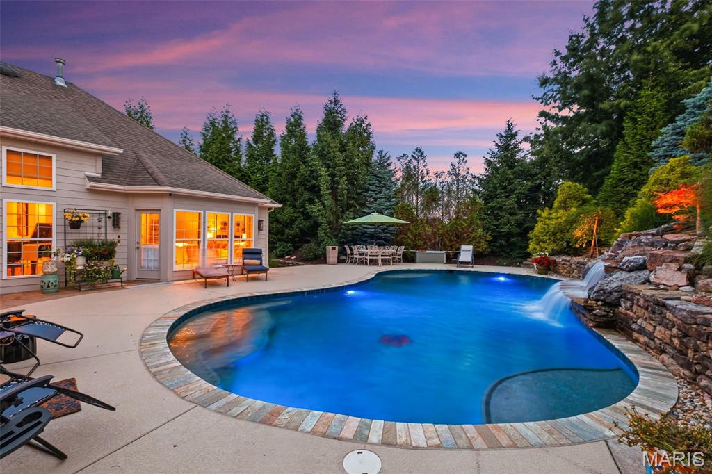 1880 Spring Mill Creek Unit: CONTRACT HAS A KICK OUT