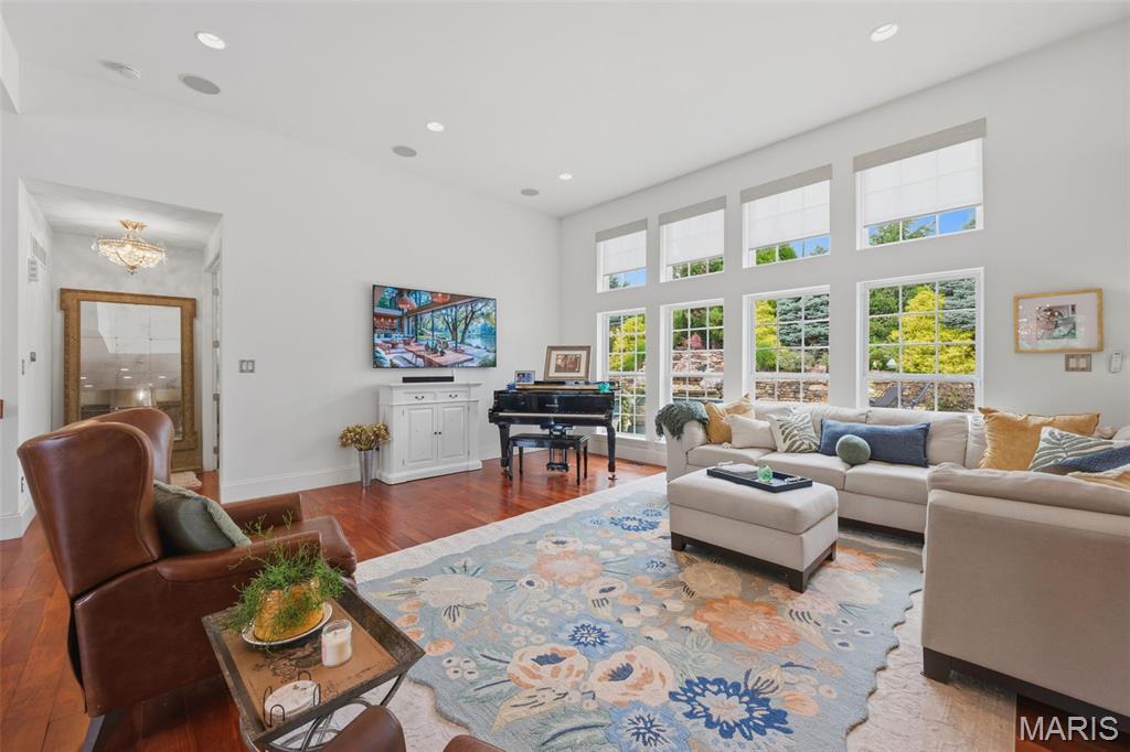 1880 Spring Mill Creek Unit: CONTRACT HAS A KICK OUT
