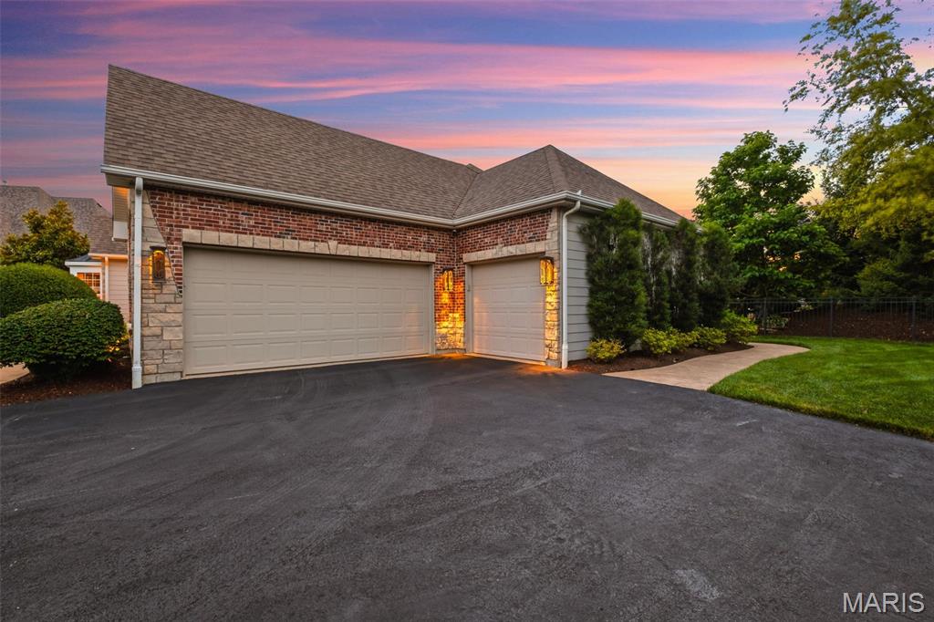 1880 Spring Mill Creek Unit: CONTRACT HAS A KICK OUT