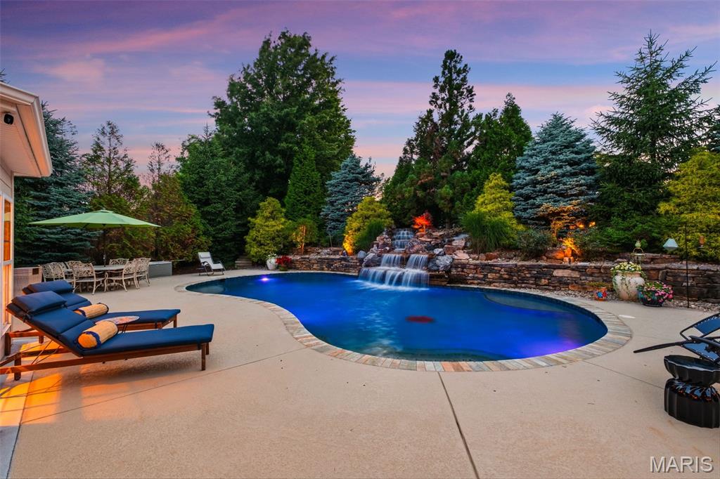 1880 Spring Mill Creek Unit: CONTRACT HAS A KICK OUT