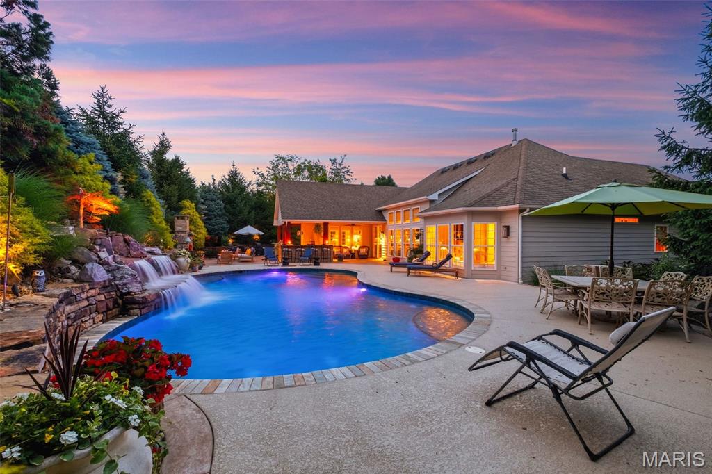 1880 Spring Mill Creek Unit: CONTRACT HAS A KICK OUT