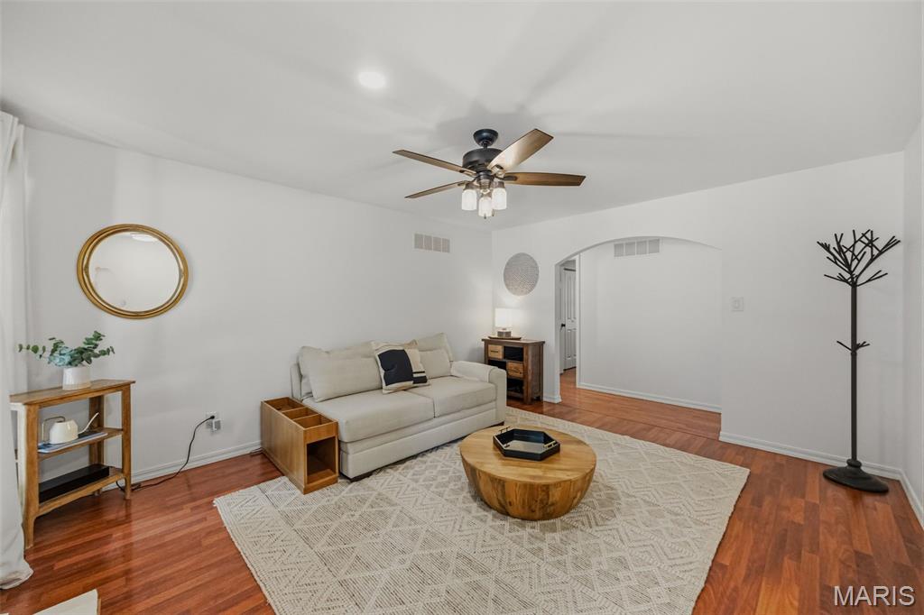 834 Spring Hill Farm Drive