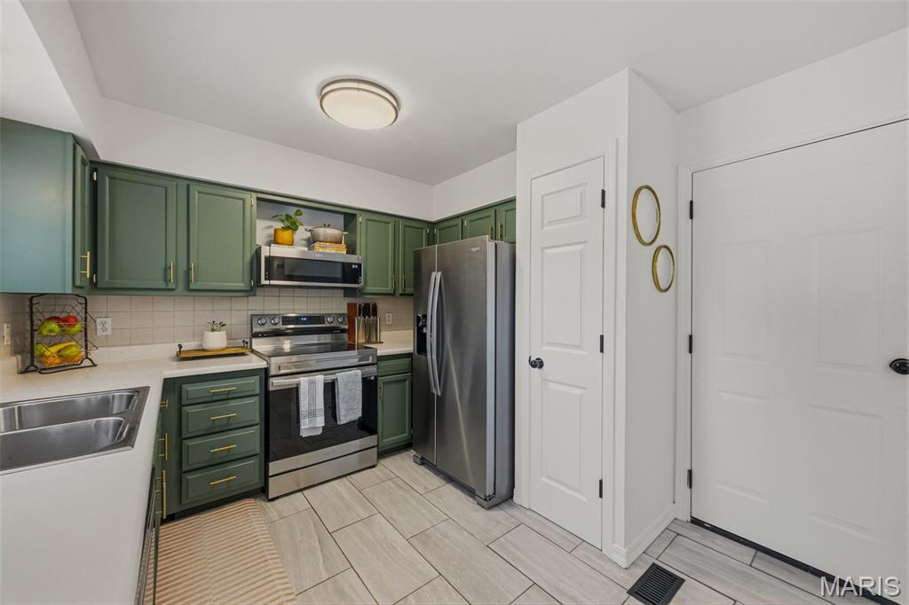 834 Spring Hill Farm Drive