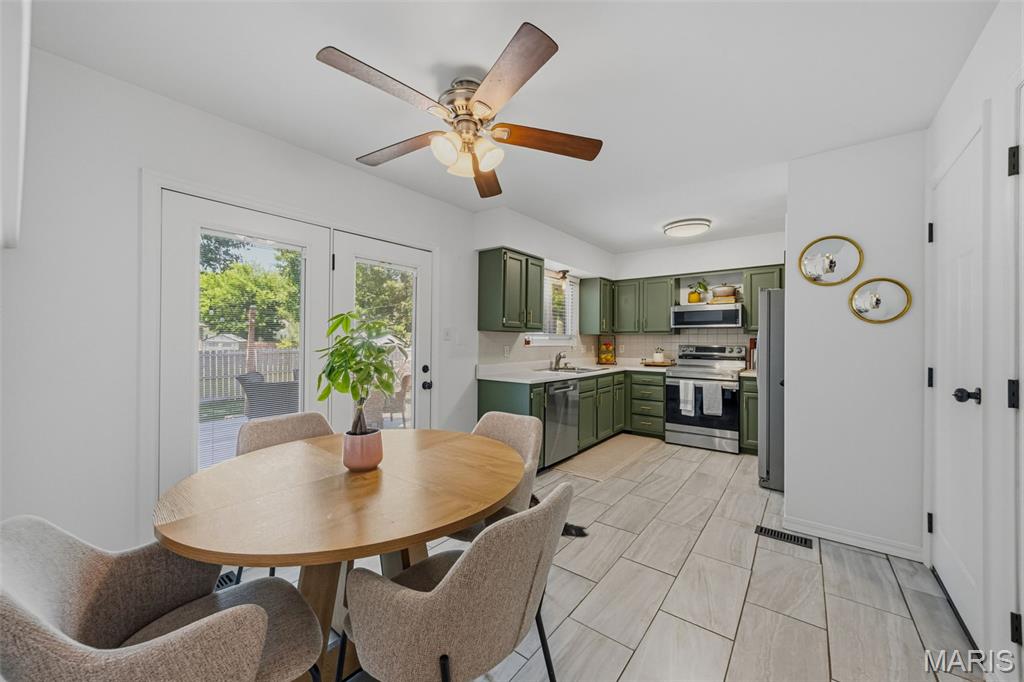 834 Spring Hill Farm Drive