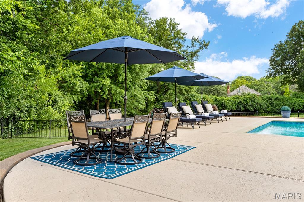 12404 Cedar Moor Drive