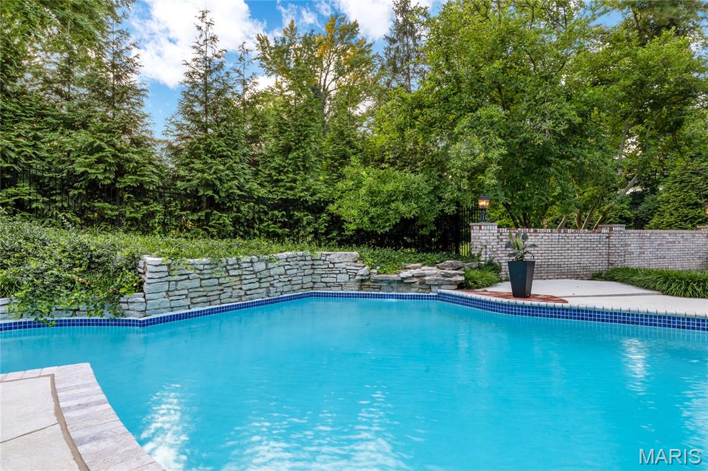 34 Somerset Downs Drive