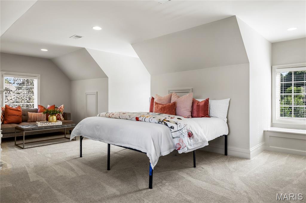 1222 Devonworth Drive