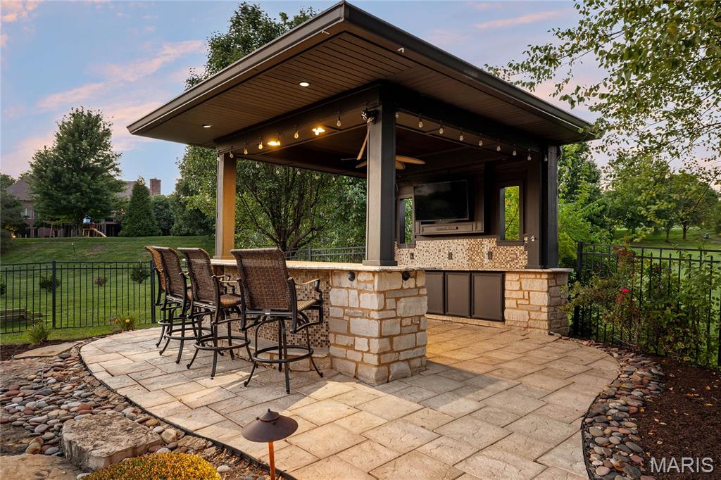 1222 Devonworth Drive