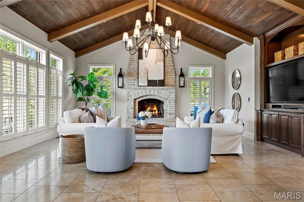 1222 Devonworth Drive
